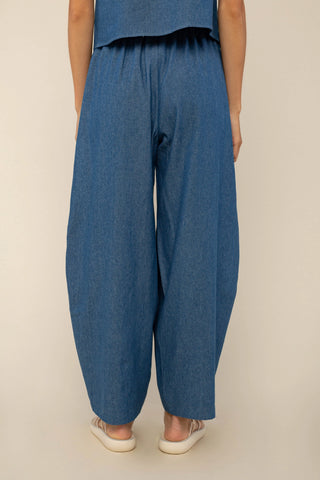 Cotton Denim Lantern Pant in Med Wash